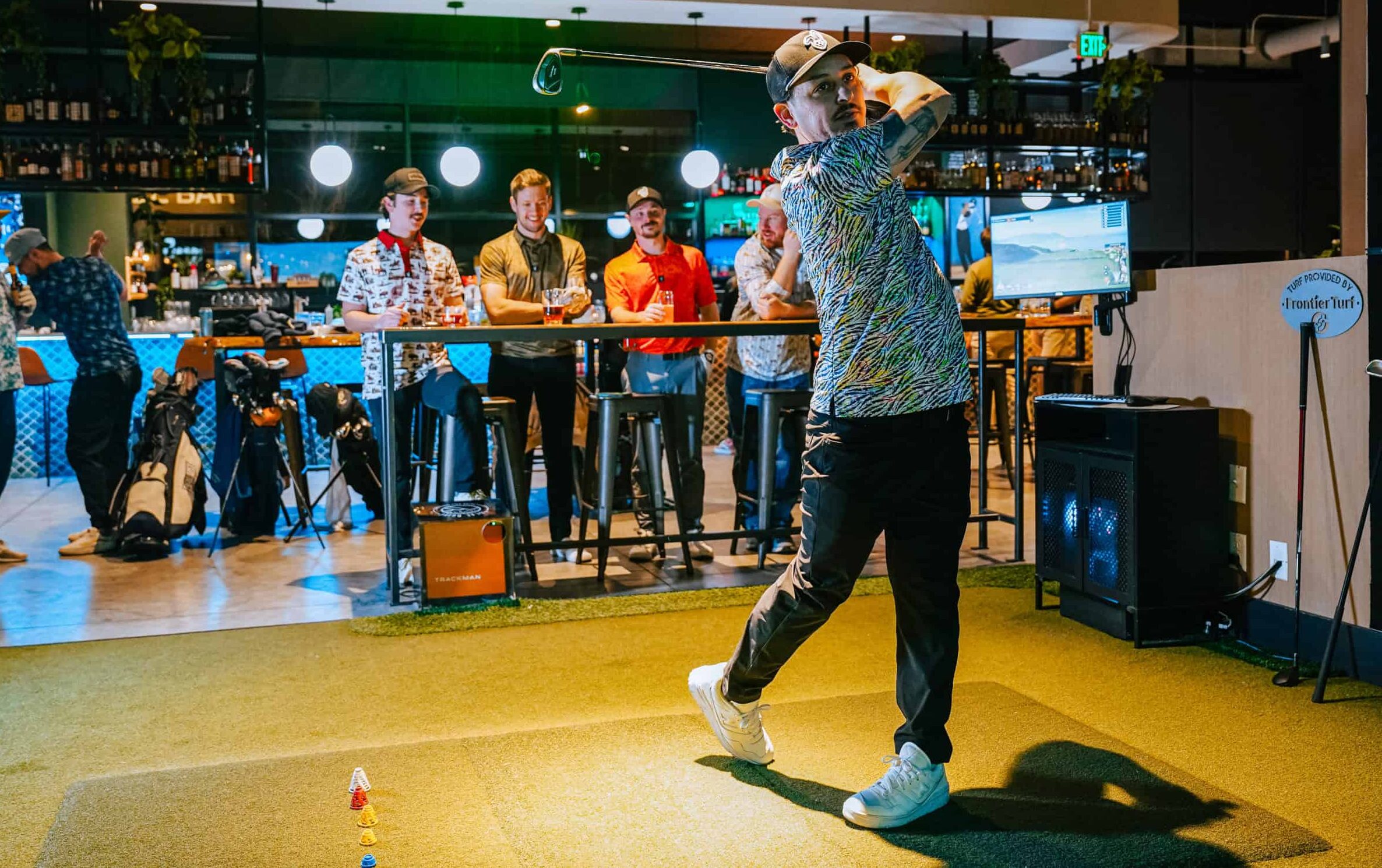 Cocktail Bar & Golf Lounge - The Local Drive